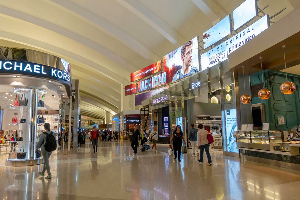 General View of Retail Outlets in Los Angeles International Airport - Cheapest Time