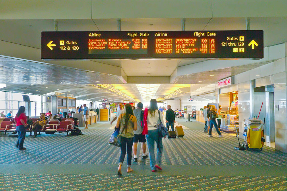 Interior of Orlando International Florida Airport - Cheapest Time
