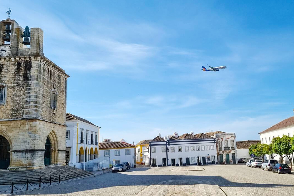 Jet2holidays Airplane Over the Main Square of the Old City of Faro, Portugal - Cheapest Time